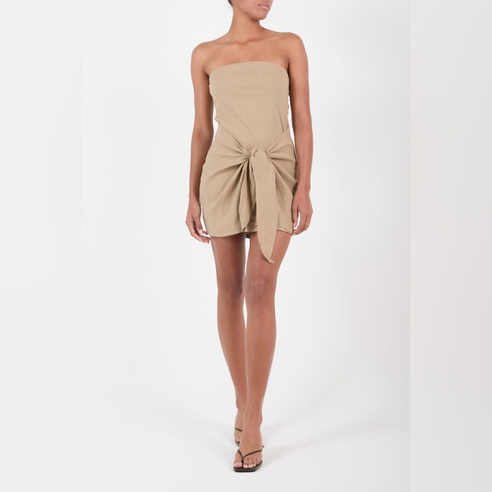 ANEMOS STRAPLESS D.K. MINI WRAP DRESS IN TEXTURED STRETCH